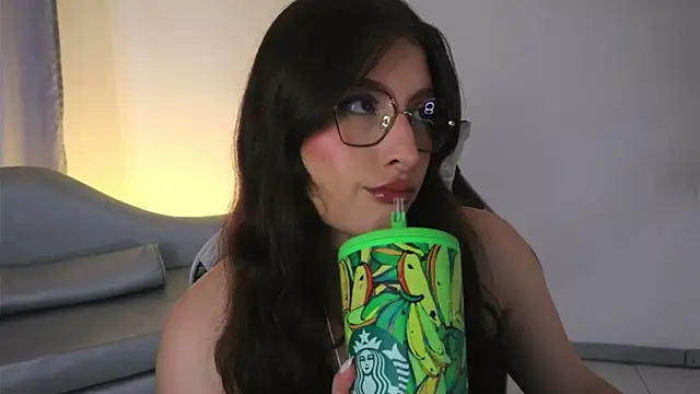 Snapshot of Daisha_Riley chatting on 18, 5, 2026 Daisha Riley online show from 18, 5, 2026