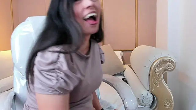 PerlaPreciosa online show from 30, 10, 2025