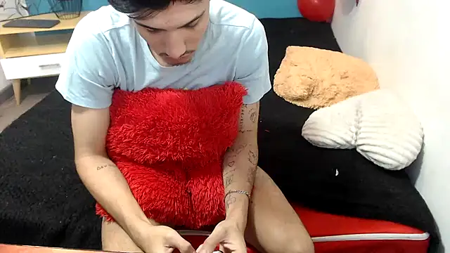 Snapshot of fabrizzio__ chatting on 18, 2, 2025 fabrizzio online show from 18, 2, 2025