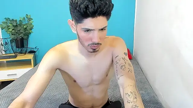 Snapshot of fabrizzio__ chatting on 22, 2, 2025 fabrizzio online show from 22, 2, 2025