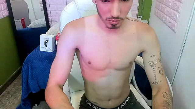 Snapshot of fabrizzio__ chatting on 3, 3, 2025 fabrizzio online show from 3, 3, 2025