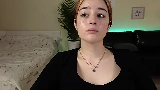 Snapshot of Lolly_lipss_ chatting on 5, 1, 2025 Lolly lipss online show from 5, 1, 2025