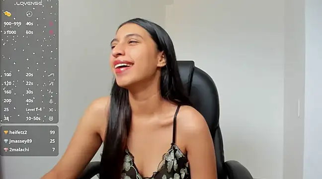 Snapshot of Ninna--1 chatting on 28, 2, 2025 Ninna--1 online show from 28, 2, 2025