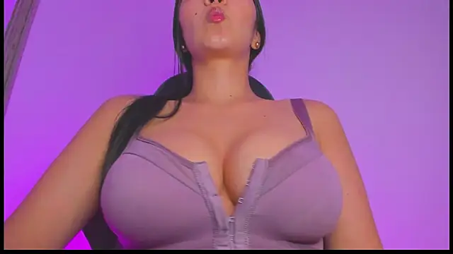 Snapshot of nathyy_garcia chatting on 19, 5, 2026 nathyy garcia online show from 19, 5, 2026
