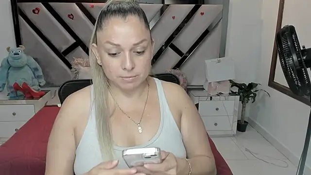 natalia5560 online show from 10, 11, 2025