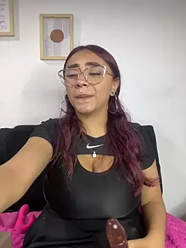 michell boobs  online show from 4, 2, 2025