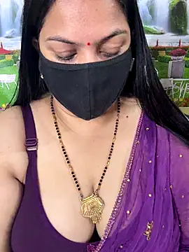 FlatVincy4 online show from 7, 11, 2025