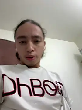 Snapshot of qbaby96 chatting on 29, 12, 2024 qbaby96 online show from 29, 12, 2024