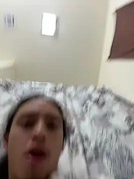 Snapshot of qbaby96 chatting on 29, 12, 2024 qbaby96 online show from 29, 12, 2024