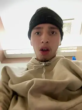 Snapshot of qbaby96 chatting on 23, 1, 2025 qbaby96 online show from 23, 1, 2025