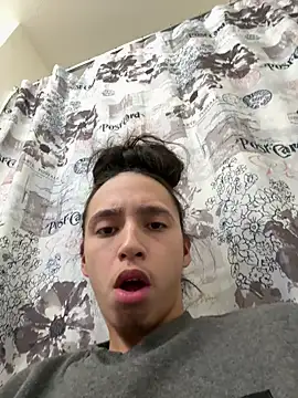 Snapshot of qbaby96 chatting on 25, 2, 2025 qbaby96 online show from 25, 2, 2025