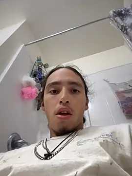 Snapshot of qbaby96 chatting on 16, 9, 2025 qbaby96 online show from 16, 9, 2025