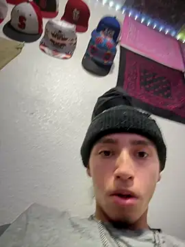 Snapshot of qbaby96 chatting on 19, 11, 2025 qbaby96 online show from 19, 11, 2025