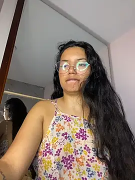 Snapshot of Rosita_forever_ chatting on 14, 6, 2026 Rosita forever online show from 14, 6, 2026
