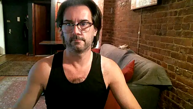 Snapshot of Johnny_Bottoms chatting on 20, 12, 2024 Johnny Bottoms online show from 20, 12, 2024