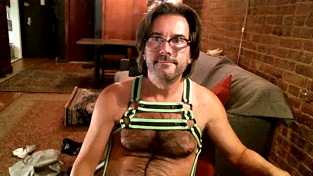 Snapshot of Johnny_Bottoms chatting on 20, 12, 2024 Johnny Bottoms online show from 20, 12, 2024