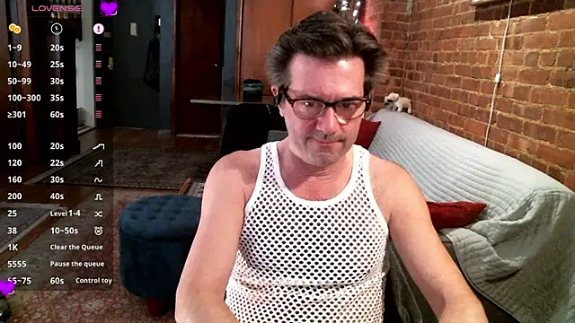 Snapshot of Johnny_Bottoms chatting on 16, 3, 2025 Johnny Bottoms online show from 16, 3, 2025