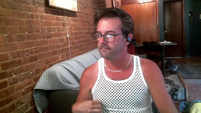 Snapshot of Johnny_Bottoms chatting on 14, 9, 2025 Johnny Bottoms online show from 14, 9, 2025