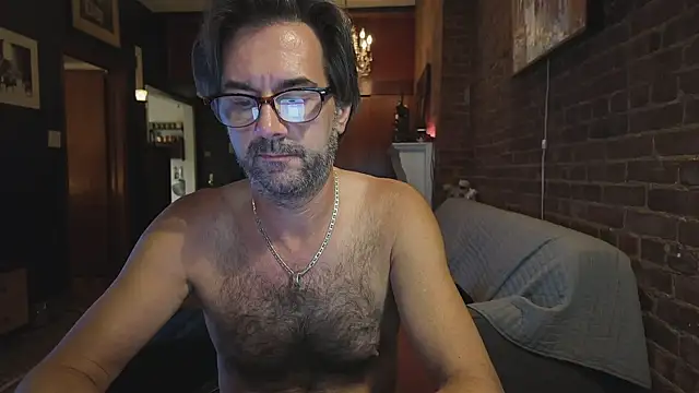Snapshot of Johnny_Bottoms chatting on 4, 11, 2025 Johnny Bottoms online show from 4, 11, 2025