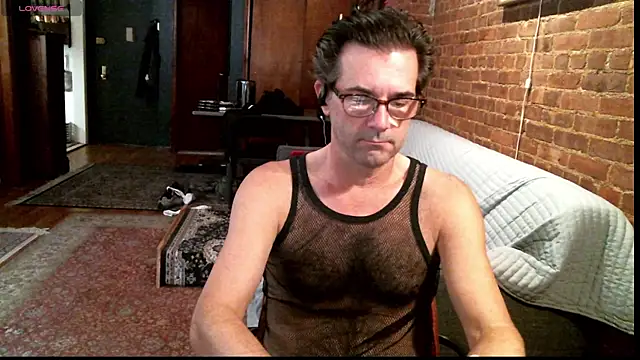 Snapshot of Johnny_Bottoms chatting on 9, 11, 2025 Johnny Bottoms online show from 9, 11, 2025