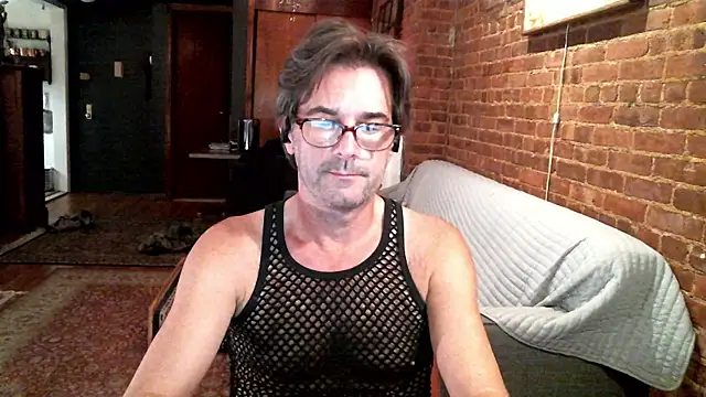 Snapshot of Johnny_Bottoms chatting on 10, 11, 2025 Johnny Bottoms online show from 10, 11, 2025