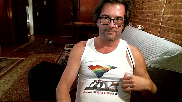 Johnny Bottoms online show from 11, 2, 2026