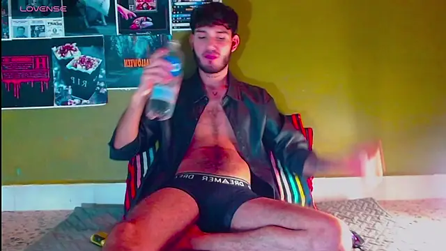 gato444  online show from 2, 1, 2025