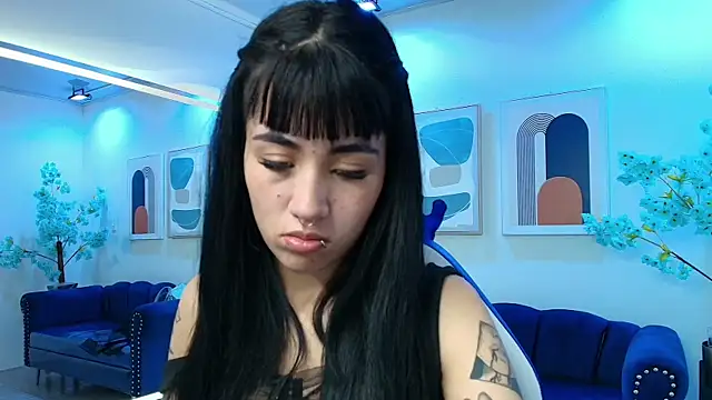 Snapshot of Leia_queens chatting on 23, 9, 2025 Leia queens online show from 23, 9, 2025