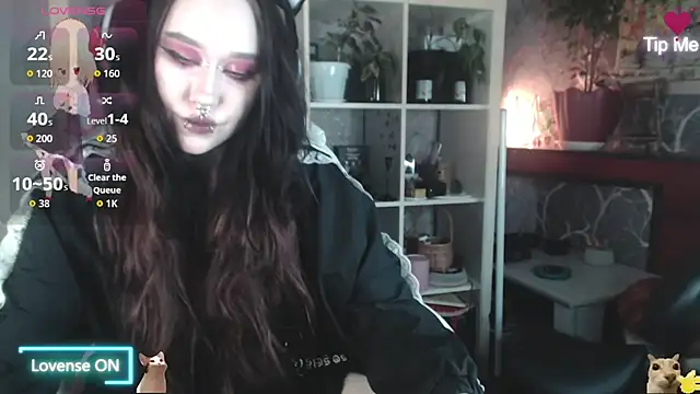 chloe crystall killer online show from 17, 7, 2026
