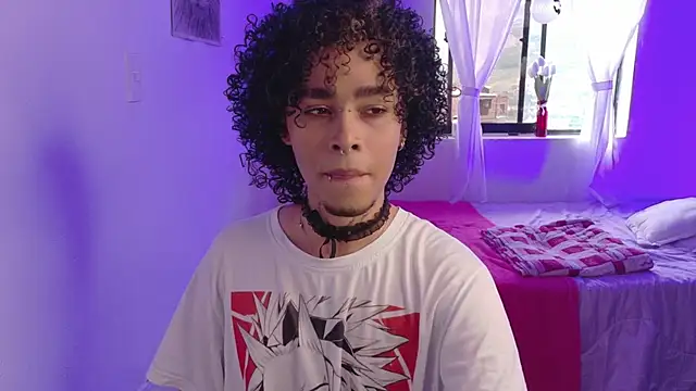 Snapshot of seven7xis chatting on 12, 9, 2025 seven7xis online show from 12, 9, 2025