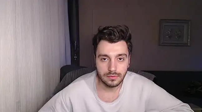 handsomeee04 online show from 22, 3, 2025