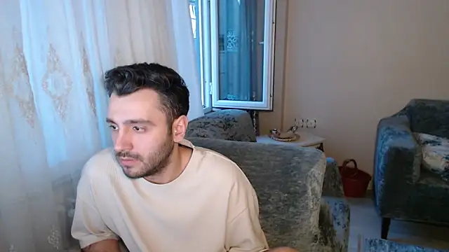 handsomeee04 online show from 15, 5, 2026