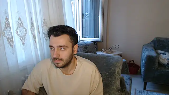 handsomeee04 online show from 16, 5, 2026
