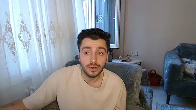 handsomeee04 online show from 16, 5, 2026