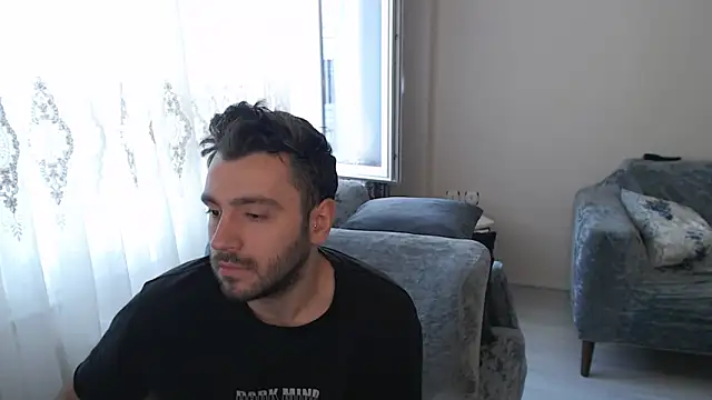 handsomeee04 online show from 19, 5, 2026