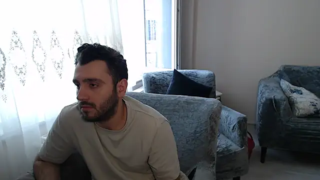 handsomeee04 online show from 20, 5, 2026
