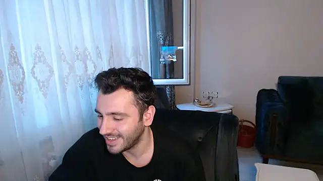 handsomeee04 online show from 27, 5, 2026