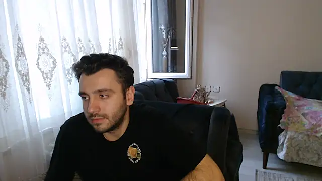 handsomeee04 online show from 29, 5, 2026