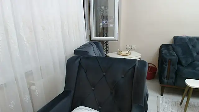 handsomeee04 online show from 29, 5, 2026
