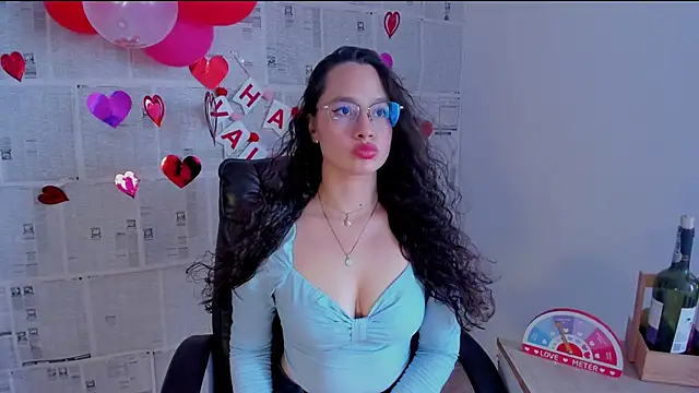 emmaTorres1 online show from 16, 2, 2025