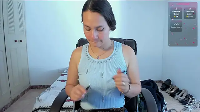 emmaTorres1 online show from 19, 3, 2025