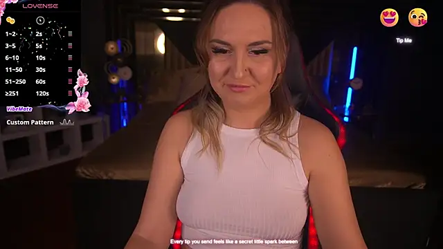 LovelyMollyy online show from 5, 2, 2025