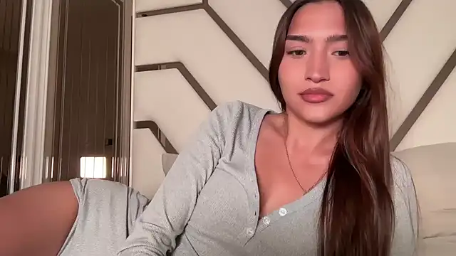 Snapshot of MilenaMilven chatting on 19, 11, 2025 MilenaMilven online show from 19, 11, 2025