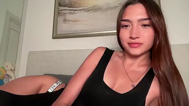 Snapshot of MilenaMilven chatting on 17, 12, 2025 MilenaMilven online show from 17, 12, 2025