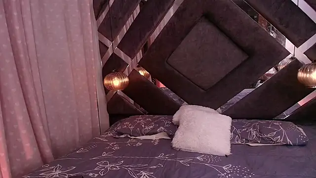 Snapshot of sam_lewins chatting on 10, 2, 2025 sam lewins online show from 10, 2, 2025