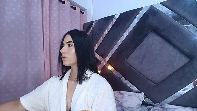 Snapshot of sam_lewins chatting on 8, 3, 2025 sam lewins online show from 8, 3, 2025