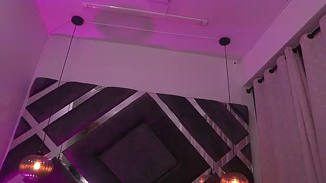 Snapshot of sam_lewins chatting on 25, 9, 2025 sam lewins online show from 25, 9, 2025