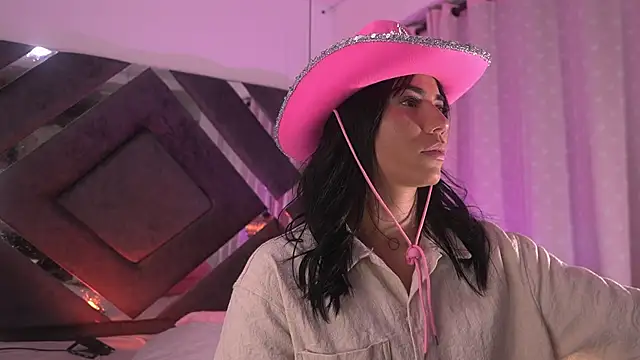 Snapshot of sam_lewins chatting on 9, 10, 2025 sam lewins online show from 9, 10, 2025