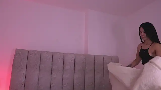 Snapshot of sam_lewins chatting on 2, 12, 2025 sam lewins online show from 2, 12, 2025