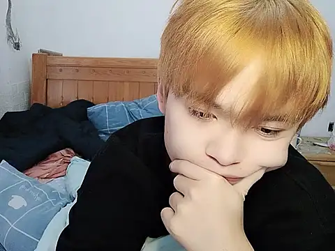 DOUMI98 online show from 17, 12, 2025